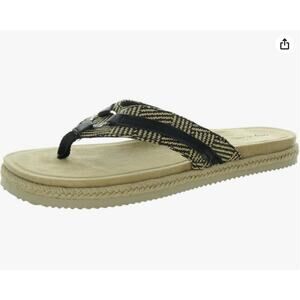 Easy Street Women's Starling Flat Sandal - Color Black- Size 8